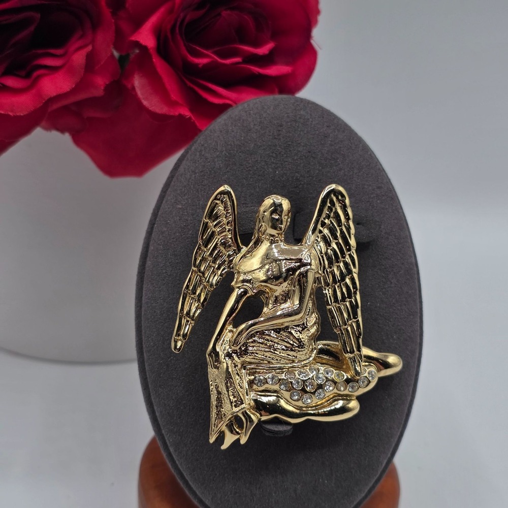 Gold Tone Angel‎ Brooch Rhinestone Wings Vintage Pin Beautiful Angelic Religious